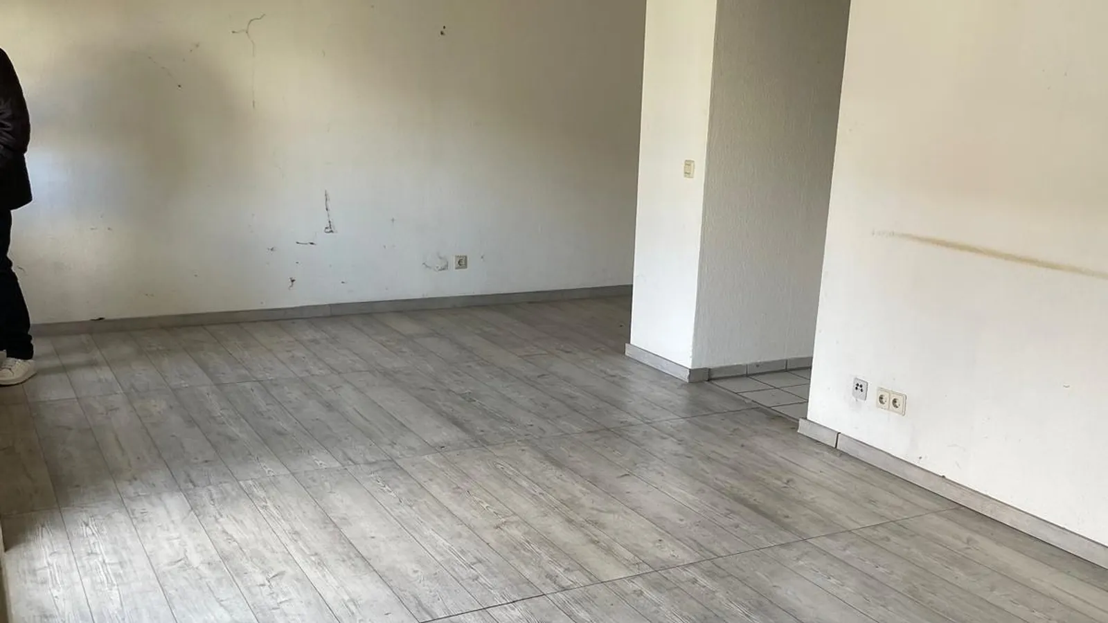 Leergeräumte Wohnung, besenrein zur Übergabe